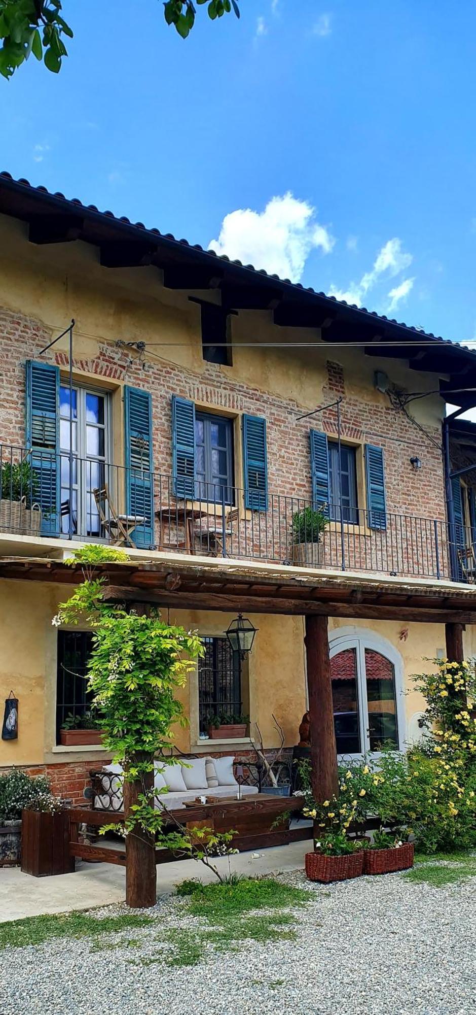 Bed and Breakfast La Casa In Collina Cinzano Екстер'єр фото